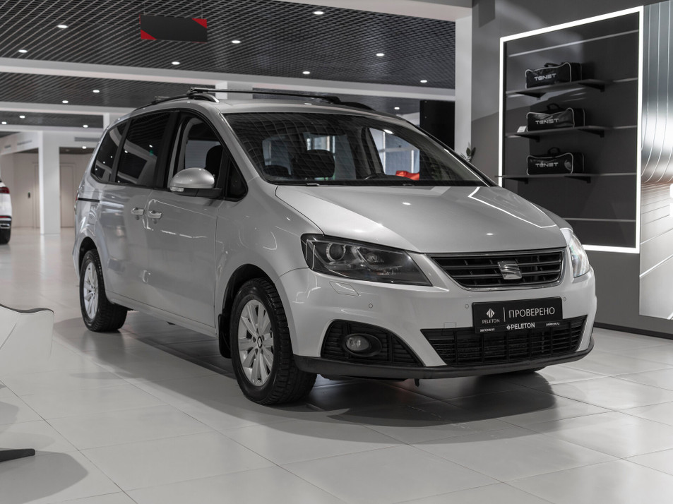 Автомобиль с пробегом Seat Alhambra в городе Москва ДЦ - PELETON Юг