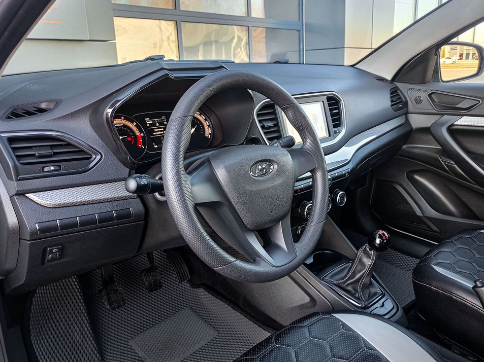 Автомобиль с пробегом LADA Vesta в городе Казань ДЦ - КАН АВТО Казань