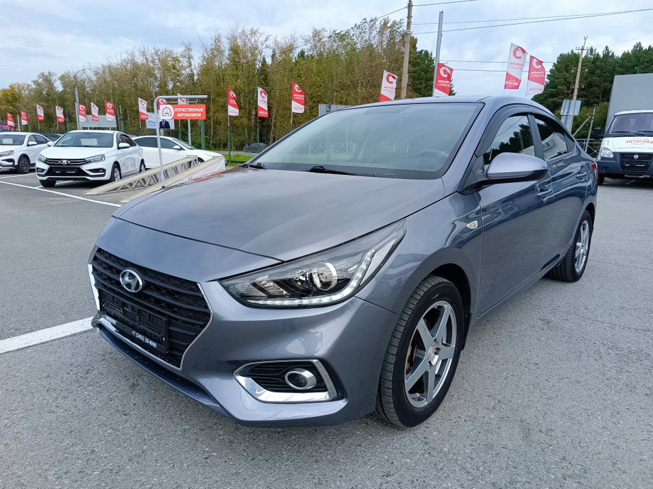 Автомобиль с пробегом Hyundai Solaris в городе Тюмень ДЦ - PANGO Центр Автоград