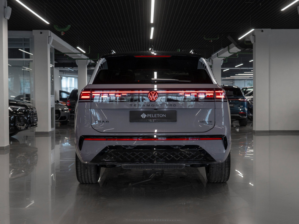 Автомобиль с пробегом Volkswagen Teramont в городе Москва ДЦ - ОПНА пробег