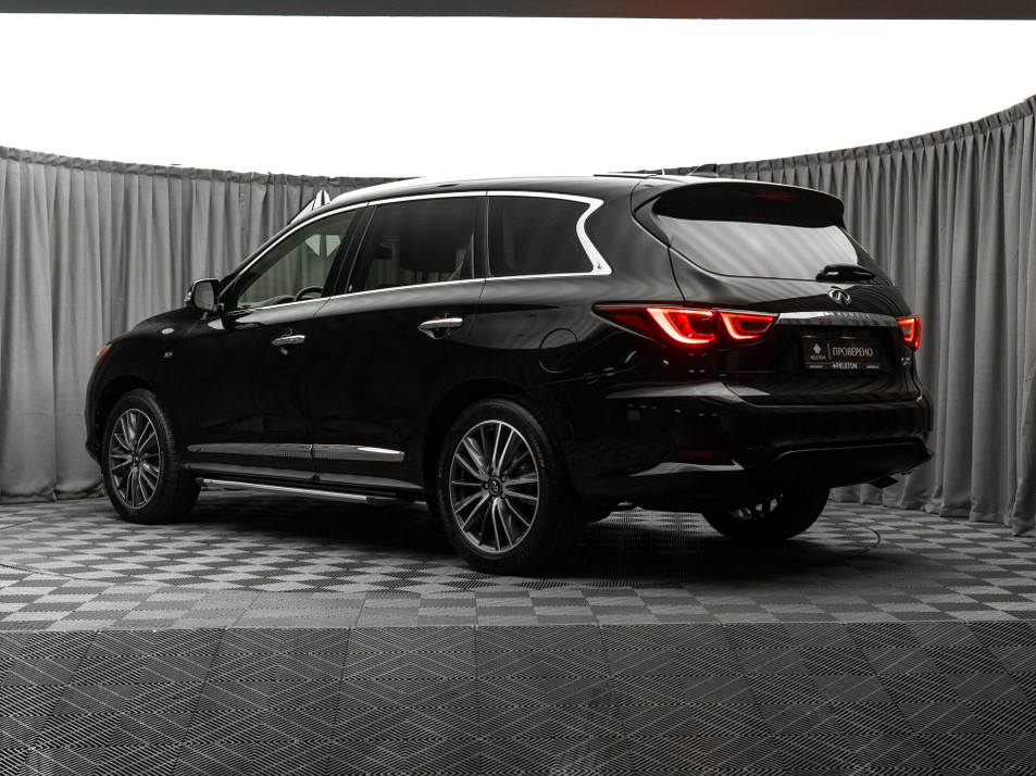 Автомобиль с пробегом Infiniti QX60 в городе Москва ДЦ - PANGO Центр PELETON