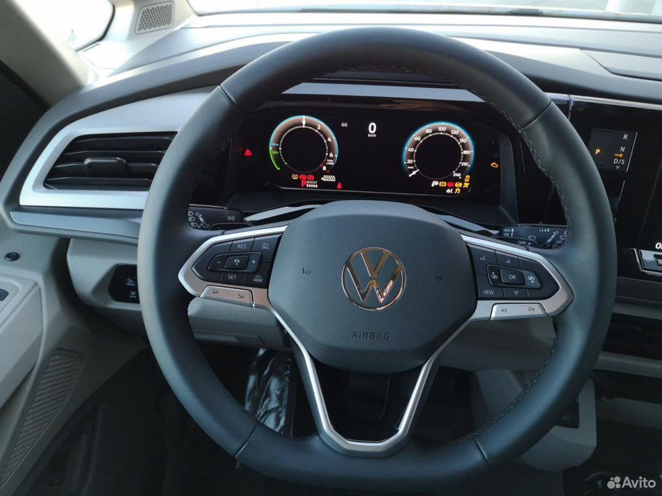 Автомобиль с пробегом Volkswagen Multivan в городе Нижний Новгород ДЦ - Луидор-Авто