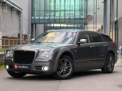 Автомобиль с пробегом Chrysler 300C в городе Санкт-Петербург ДЦ - ОколоОфициалы