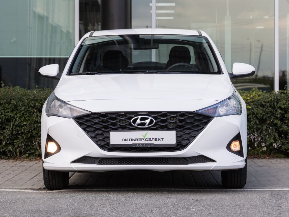 Автомобиль с пробегом Hyundai Solaris в городе Челябинск ДЦ - СИЛЬВЕР.SELECT Челябинск