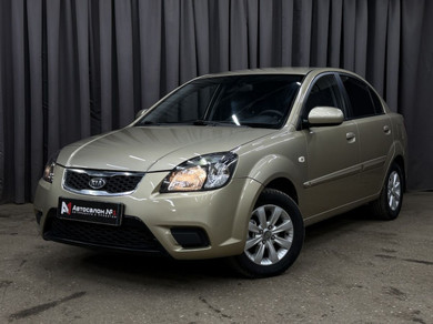 Автомобиль с пробегом Kia Rio в городе Нижний Новгород ДЦ - Автосалон №1