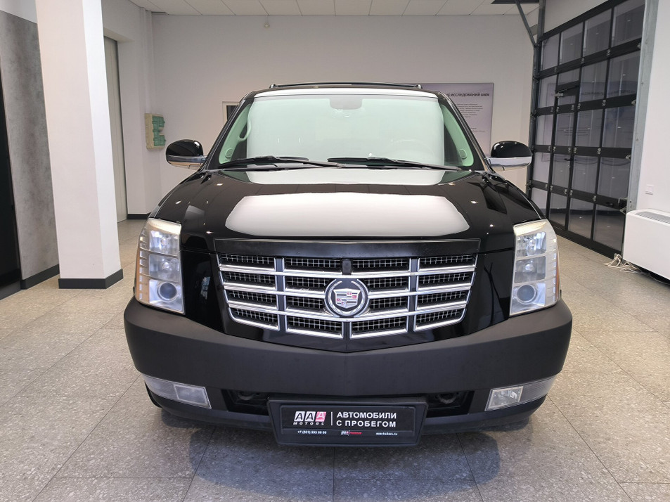 Автомобиль с пробегом Cadillac Escalade в городе Краснодар ДЦ - ААА Моторс Краснодар