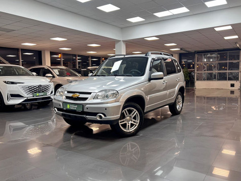 Автомобиль с пробегом Chevrolet Niva в городе Тверь ДЦ - Зелёный trade-in Кривцово