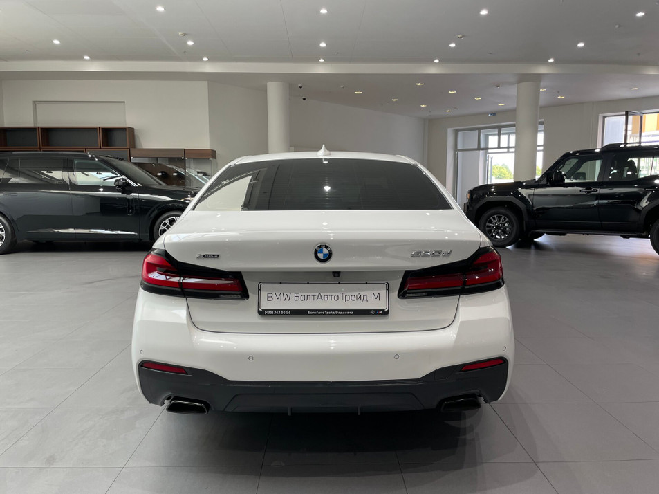 Автомобиль с пробегом BMW 5 серии в городе Москва ДЦ - PANGO Центр БалтАвтоТрейд - М
