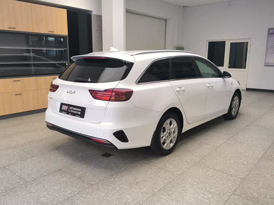 Автомобиль с пробегом Kia Ceed в городе Краснодар ДЦ - ААА Моторс Краснодар