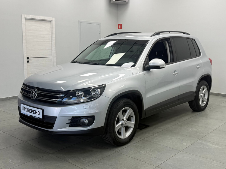 Автомобиль с пробегом Volkswagen Tiguan в городе Казань ДЦ - Диалог Авто Камалеева