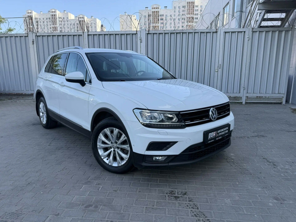 Автомобиль с пробегом Volkswagen Tiguan в городе Ростов-на-Дону ДЦ - PANGO Центр Запад