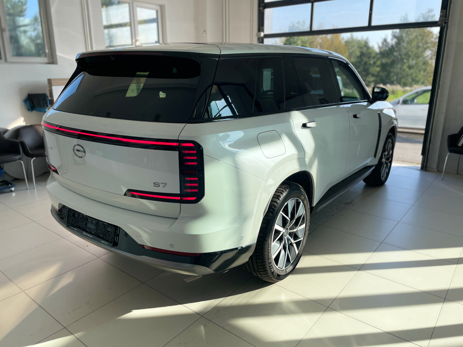 Новый автомобиль GAC S7 SX Premium в городе Иркутск ДЦ - GAC ЦЕНТР РОССО