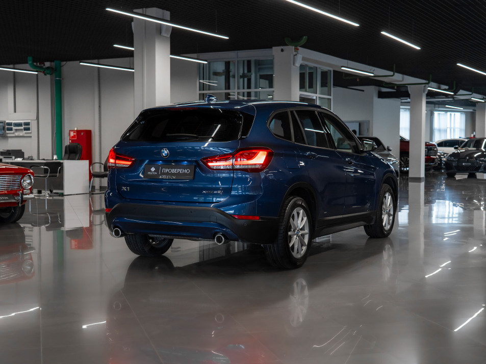 Автомобиль с пробегом BMW X1 в городе Москва ДЦ - PANGO Центр PELETON