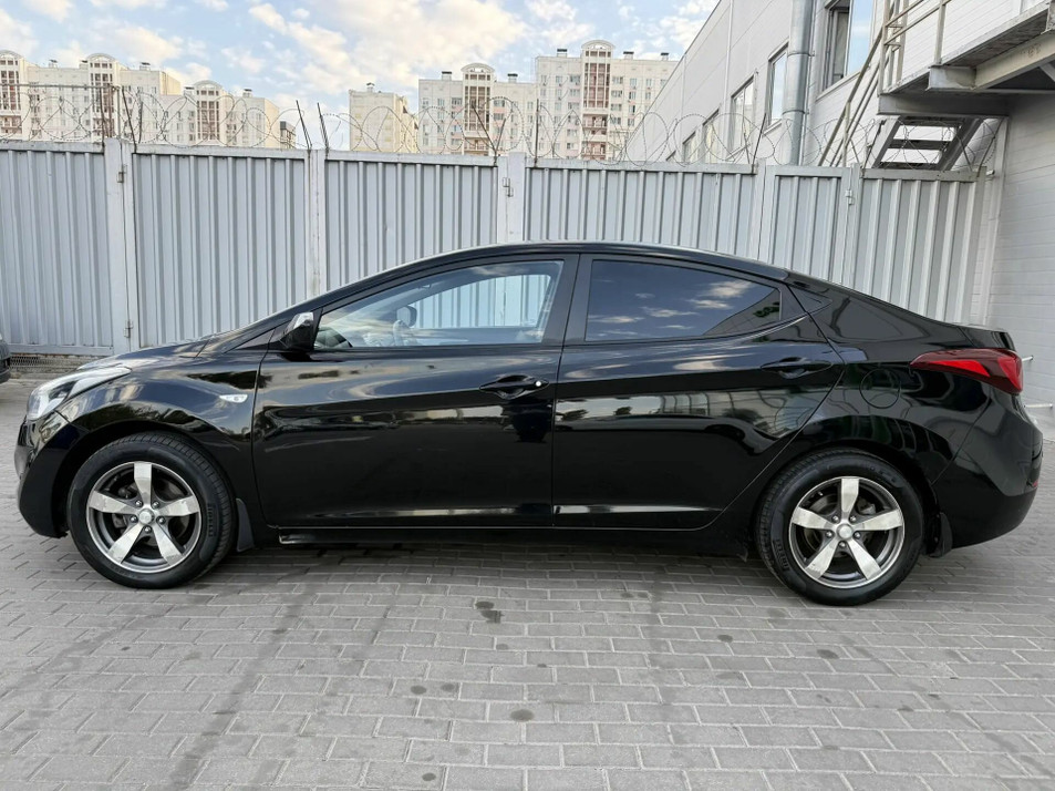 Автомобиль с пробегом Hyundai Elantra в городе Ростов-на-Дону ДЦ - PANGO Центр Запад