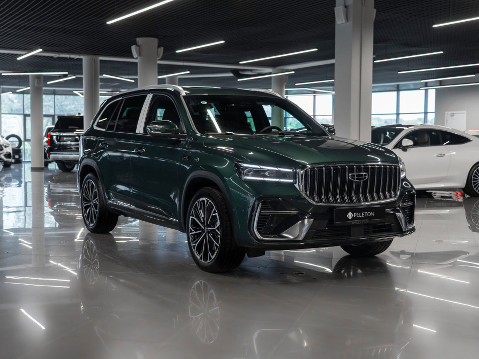 Автомобиль с пробегом Geely Monjaro в городе Москва ДЦ - PELETON Юг