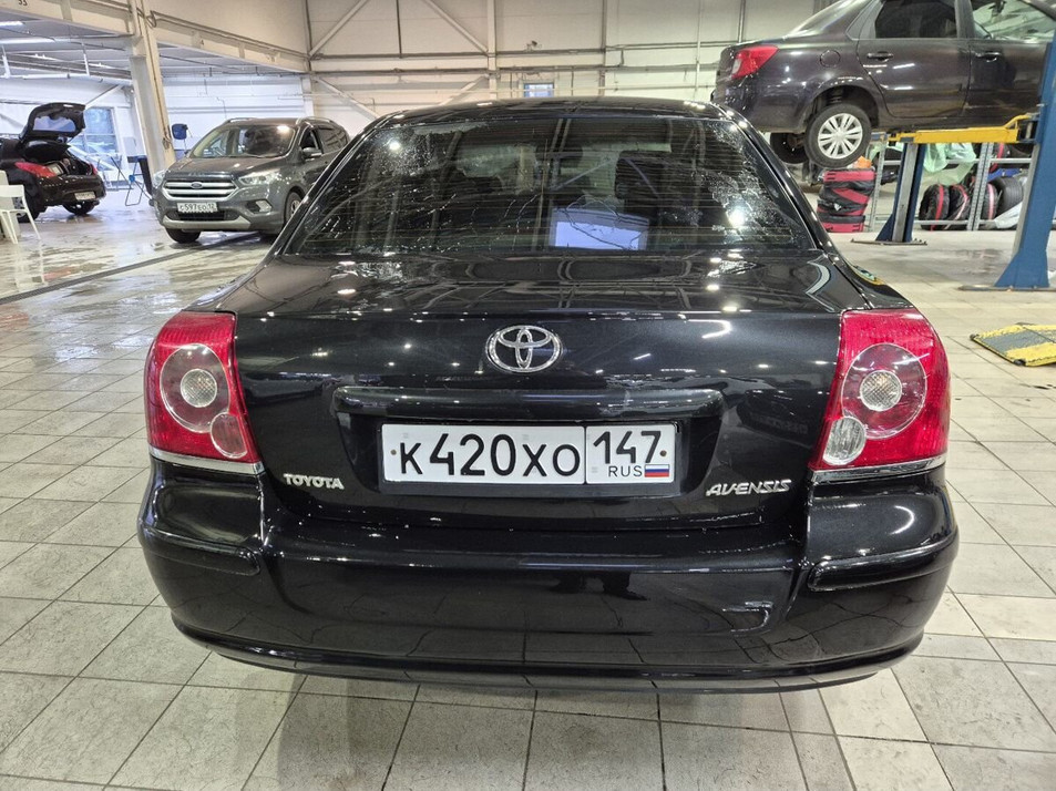 Автомобиль с пробегом Toyota Avensis в городе Санкт-Петербург ДЦ - Тойота Центр Парнас