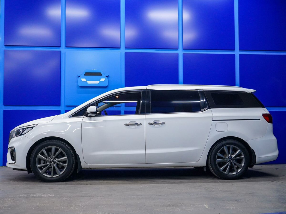 Автомобиль с пробегом Kia Carnival в городе Самара ДЦ - Первый километр Самара