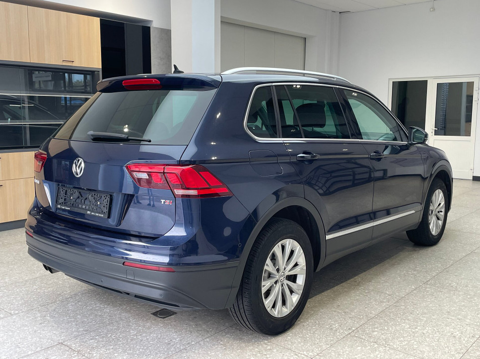Автомобиль с пробегом Volkswagen Tiguan в городе Краснодар ДЦ - ААА Моторс Краснодар