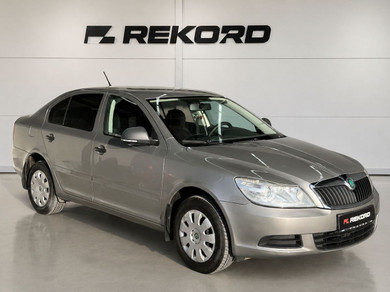 Автомобиль с пробегом SKODA Octavia в городе Уфа ДЦ - Rekord Жукова 30а