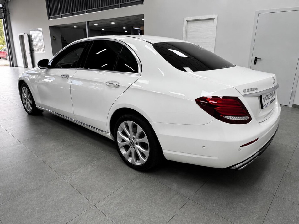 Автомобиль с пробегом Mercedes‑Benz E-Класс в городе Казань ДЦ - Диалог Авто Камалеева