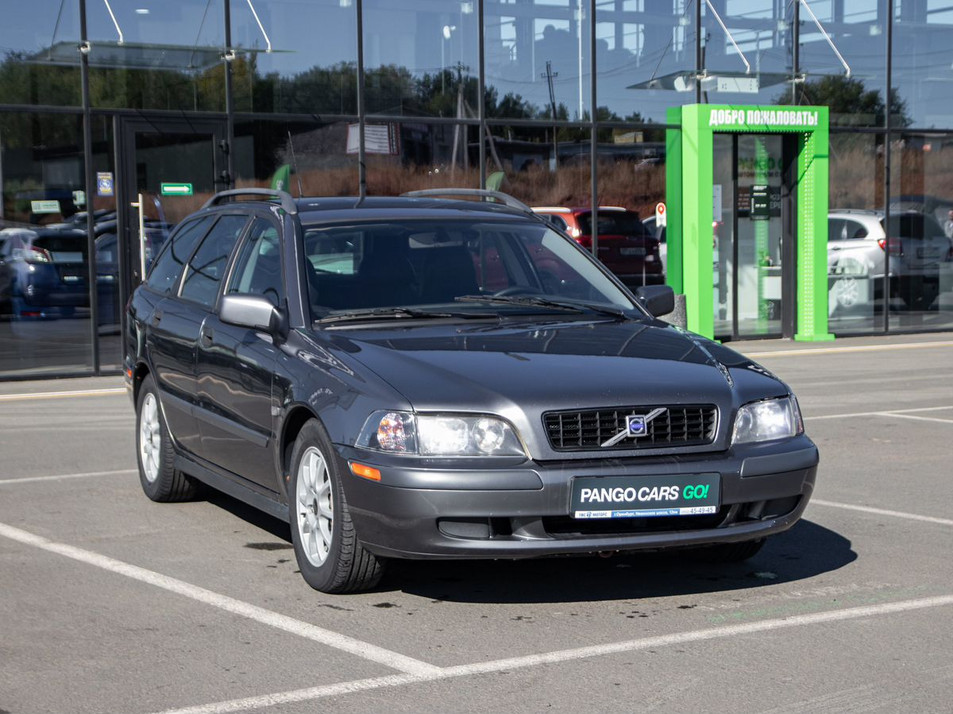 Автомобиль с пробегом Volvo V40 в городе Оренбург ДЦ - PANGO Центр на Загородном