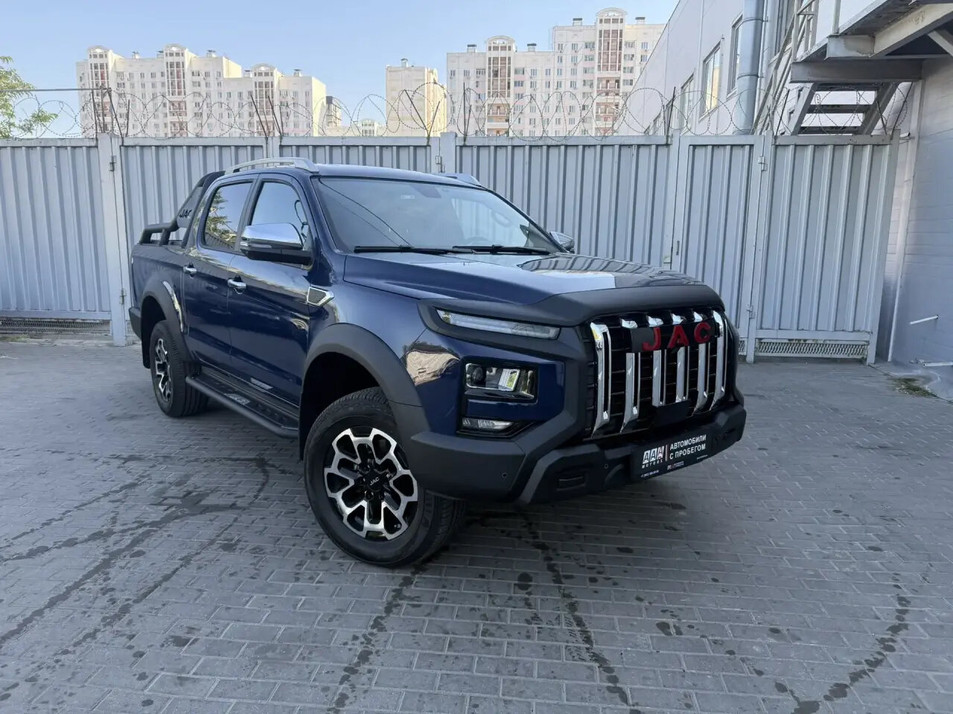 Автомобиль с пробегом JAC T9 в городе Ростов-на-Дону ДЦ - PANGO Центр Запад