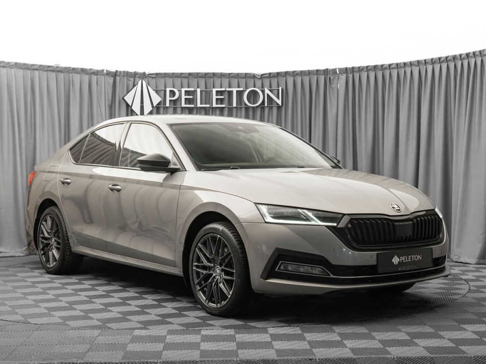 Автомобиль с пробегом SKODA Octavia в городе Москва ДЦ - PANGO Центр PELETON