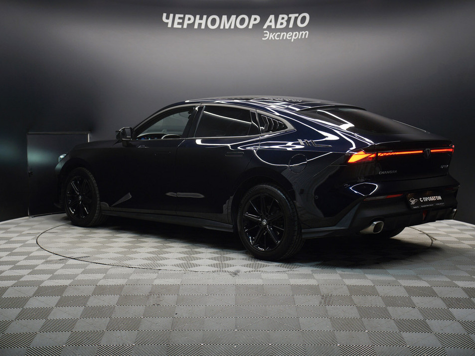 Автомобиль с пробегом Changan UNI-V в городе Симферополь ДЦ - Черномор