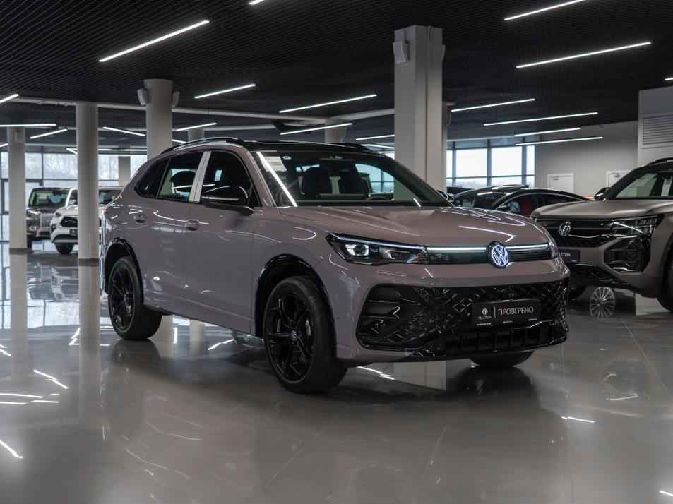 Автомобиль с пробегом Volkswagen Tiguan в городе Москва ДЦ - PELETON Юг