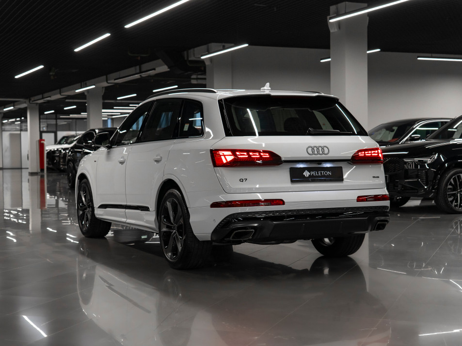 Автомобиль с пробегом Audi Q7 в городе Москва ДЦ - PELETON ELECTRO