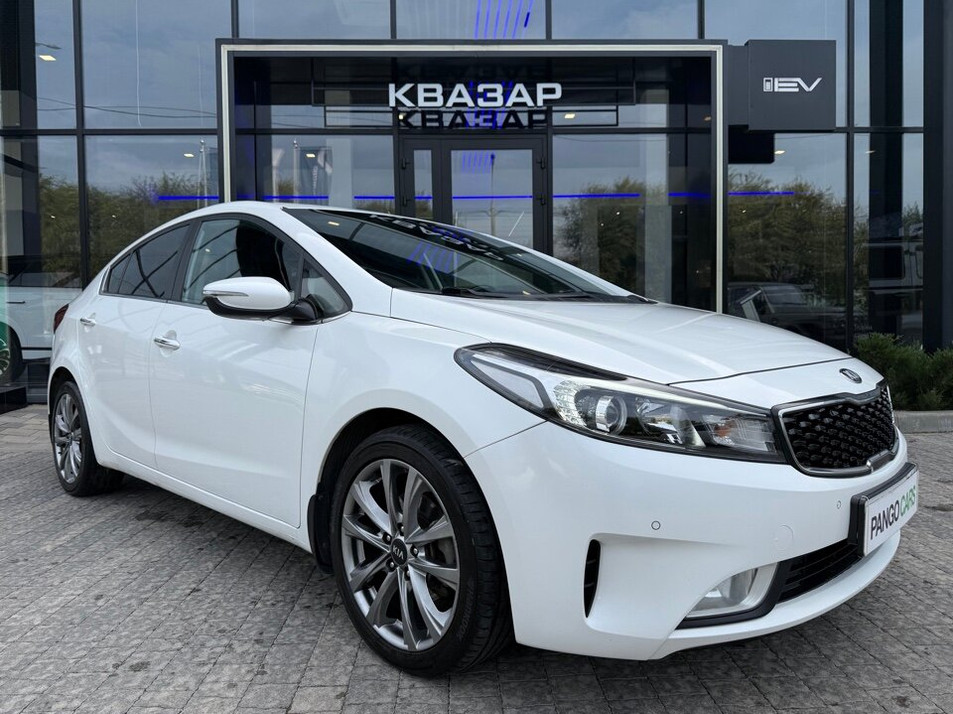 Автомобиль с пробегом Kia Cerato в городе Краснодар ДЦ - Квазар Краснодар Пробег