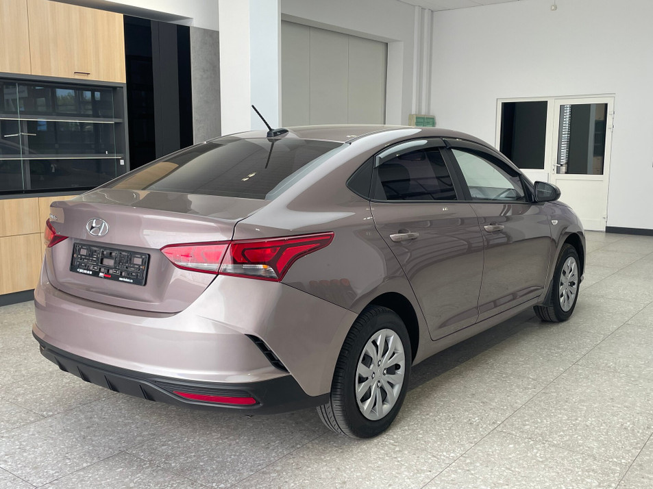 Автомобиль с пробегом Hyundai Solaris в городе Краснодар ДЦ - ААА Моторс Краснодар