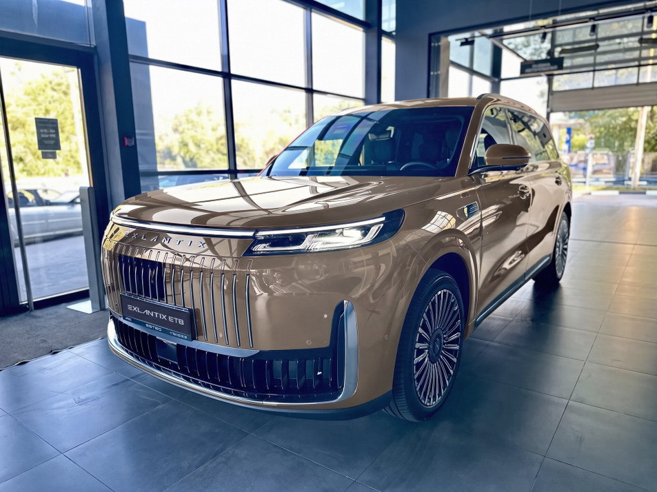 Новый автомобиль ESTEO EXLANTIX ET8 Top в городе Ростов-на-Дону ДЦ - ESTEO Артекс NEW