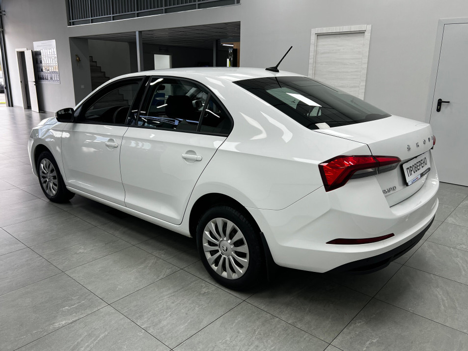 Автомобиль с пробегом SKODA Rapid в городе Казань ДЦ - Диалог Авто Камалеева