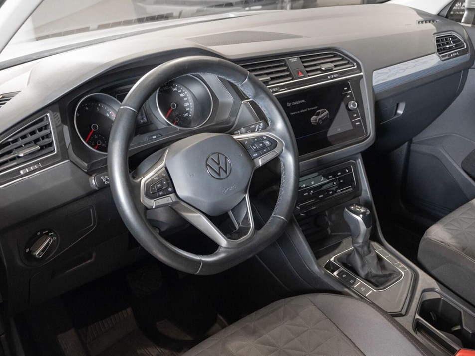 Автомобиль с пробегом Volkswagen Tiguan в городе Казань ДЦ - КАЭ Сибирский тракт