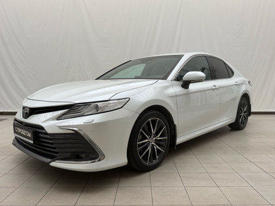 Автомобиль с пробегом Toyota Camry в городе Нижний Тагил ДЦ - Свободный склад USED (Тойота Центр Нижний Тагил / Тойота Центр Нижний Тагил (для СХ) / Европа Авто Тагил / Мазда Центр Тагил / CHANGAN Автоплюс Нижний Тагил) (с пробегом)
