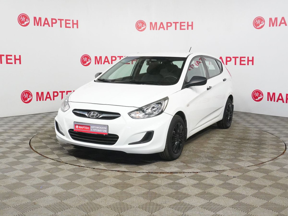 Автомобиль с пробегом Hyundai Solaris в городе Вологда ДЦ - Мартен. Автомобили с пробегом