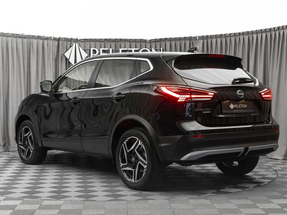 Автомобиль с пробегом Nissan Qashqai в городе Москва ДЦ - PANGO Центр PELETON
