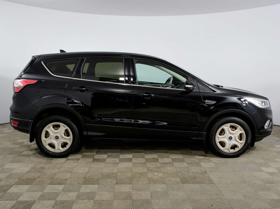 Автомобиль с пробегом FORD KUGA в городе Санкт-Петербург ДЦ - Тойота Центр Волхонский