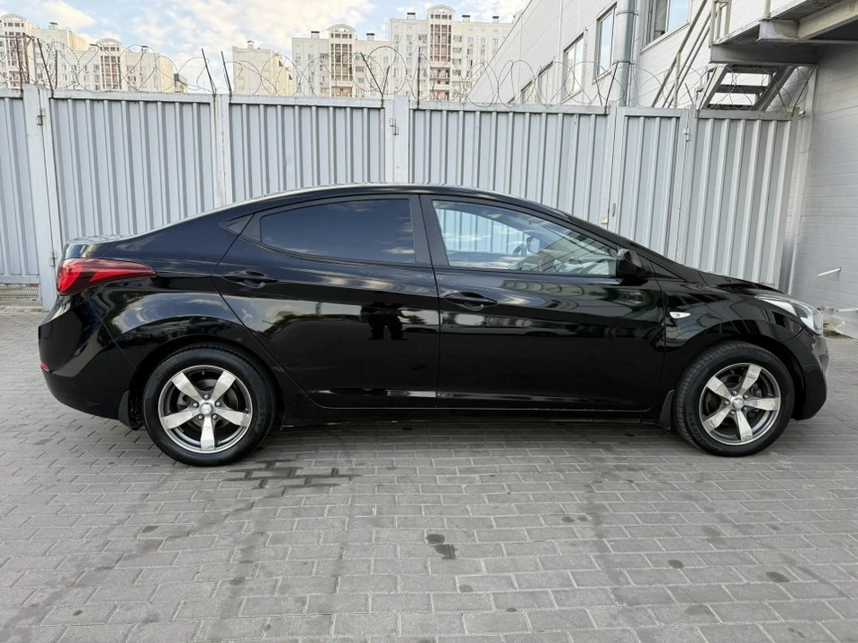 Автомобиль с пробегом Hyundai Elantra в городе Ростов-на-Дону ДЦ - PANGO Центр Запад