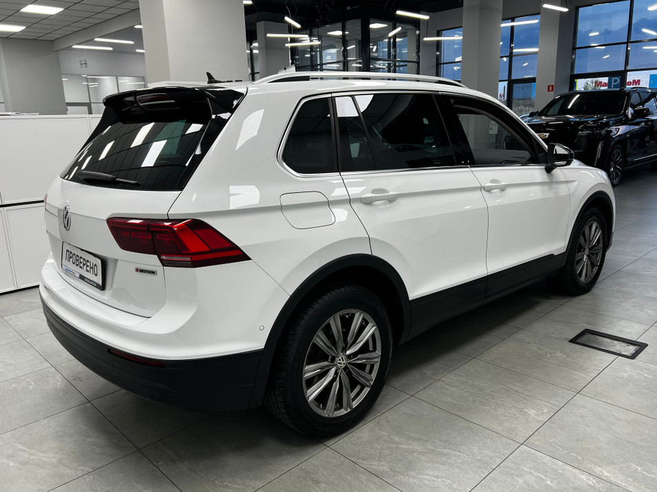 Автомобиль с пробегом Volkswagen Tiguan в городе Казань ДЦ - Диалог Авто Камалеева