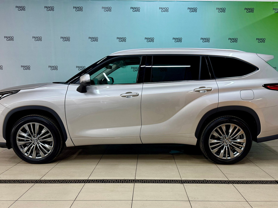 Автомобиль с пробегом Toyota Highlander в городе Набережные Челны ДЦ - PANGO Центр Герман Авто Набережные Челны