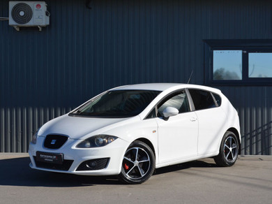 Автомобиль с пробегом Seat Leon в городе Нижний Новгород ДЦ - Автосалон №3