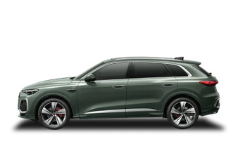 Новый автомобиль Audi Q5