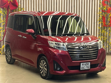 Автомобиль с пробегом Toyota Roomy в городе Уфа ДЦ - Автосезон