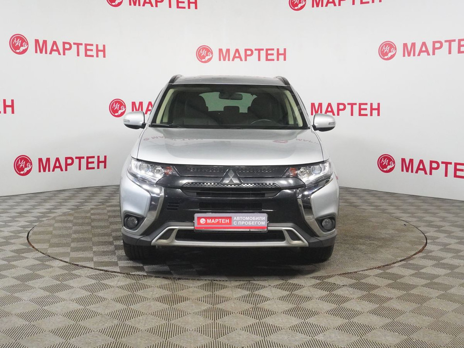 Автомобиль с пробегом Mitsubishi Outlander в городе Вологда ДЦ - Мартен. Автомобили с пробегом