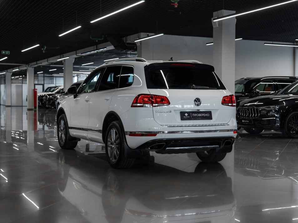 Автомобиль с пробегом Volkswagen Touareg в городе Москва ДЦ - PANGO Центр PELETON
