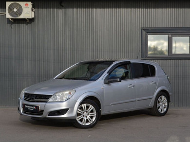 Автомобиль с пробегом Opel Astra в городе Нижний Новгород ДЦ - Автосалон №3