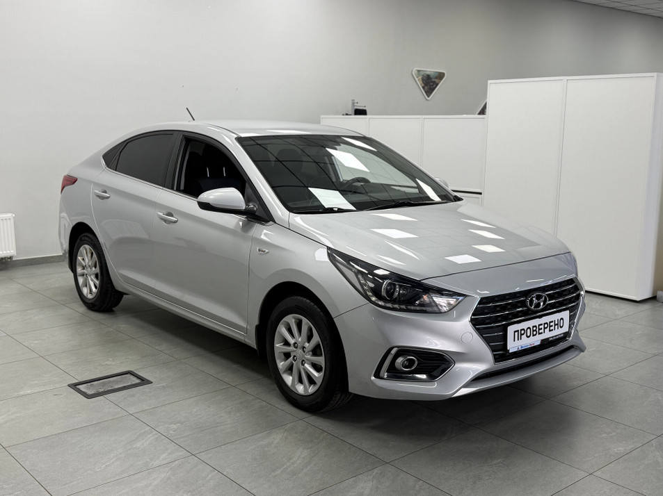 Автомобиль с пробегом Hyundai Solaris в городе Казань ДЦ - Диалог Авто Камалеева