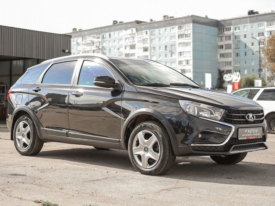 Автомобиль с пробегом LADA Vesta в городе Ижевск ДЦ - Автосалон АВТО 18 Ленина 178Б